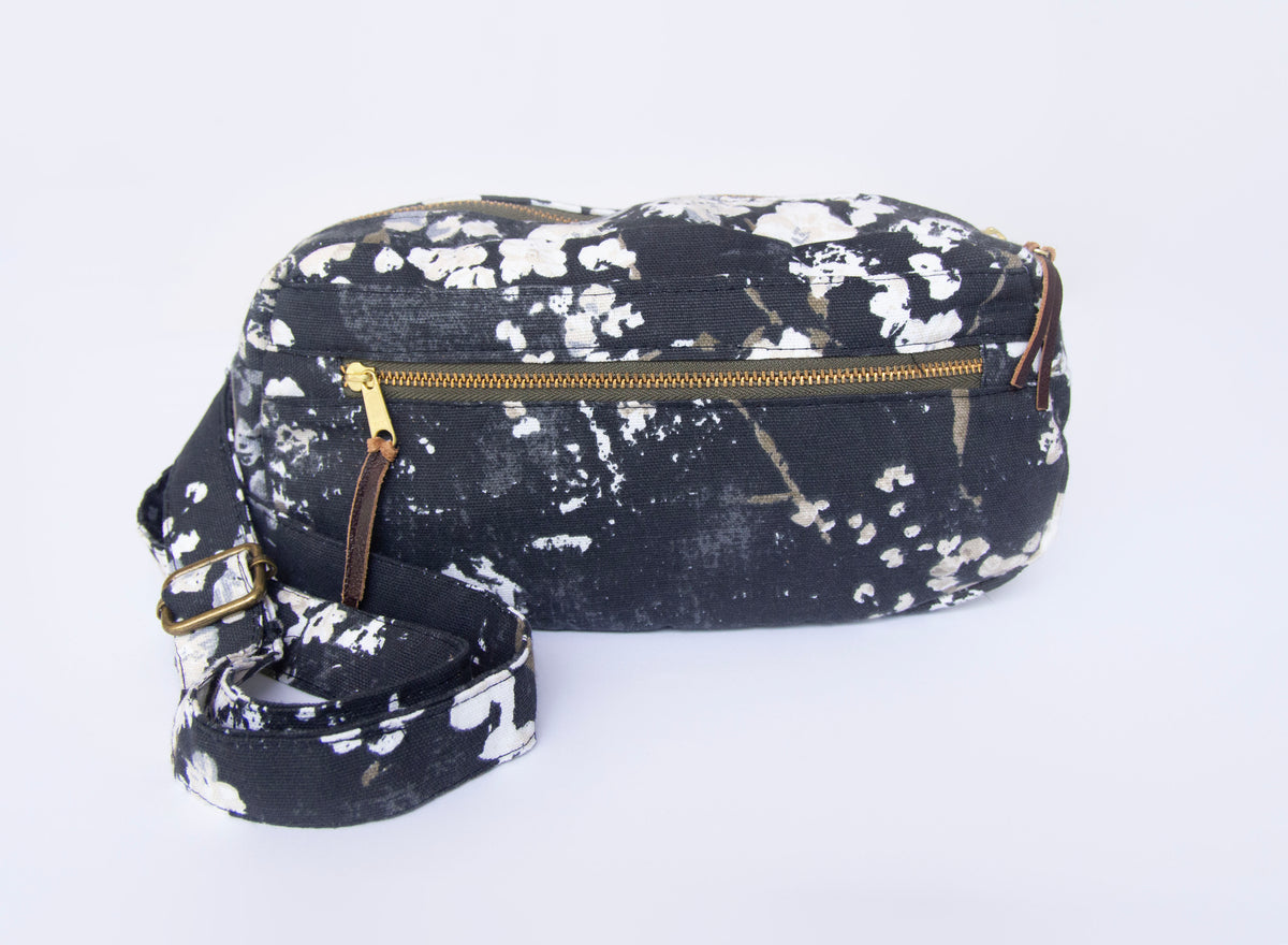Ada Hip Pack